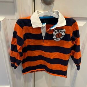 Like new Carter’s button-down polo in size 3T super cute